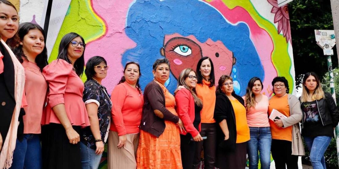 Es trascendental que la voz de las mujeres se apodere del espacio público: Lía Limón.