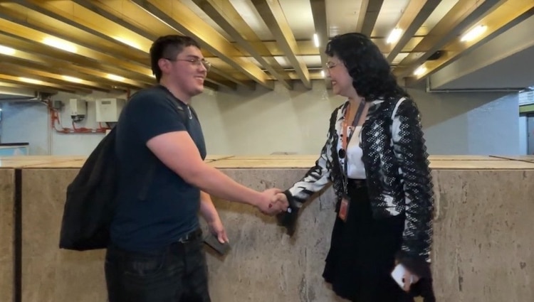 El director Adrián Rubalcava Suárez activó los canales digitales institucionales para ubicar al alumno del Instituto Politécnico Nacional que perdió sus pertenencias.