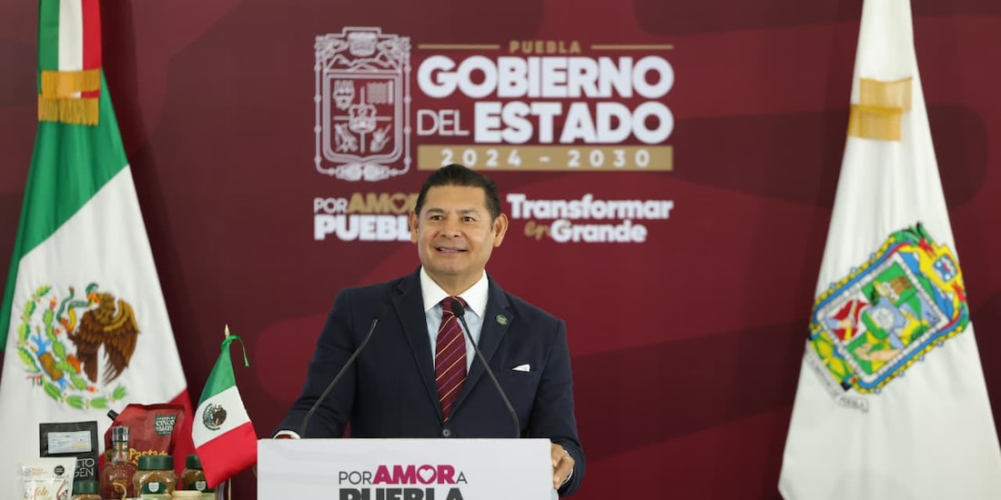 Alejandro Armenta, gobernador constitucional.