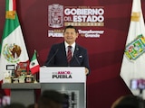 Alejandro Armenta, gobernador constitucional.