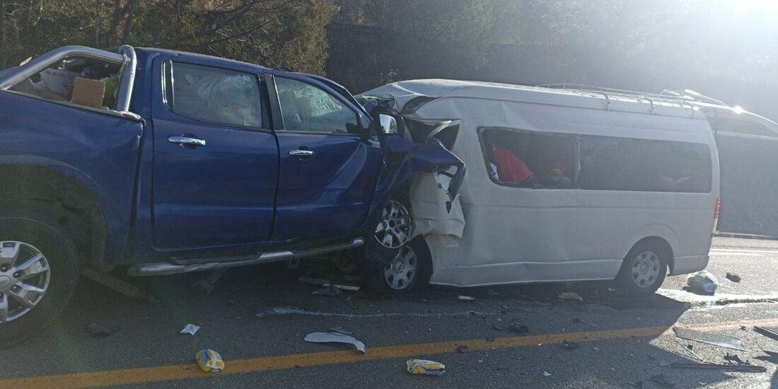 Accidente en la autopista Oaxaca-Cuacnopalan habría dejado un fallecido.