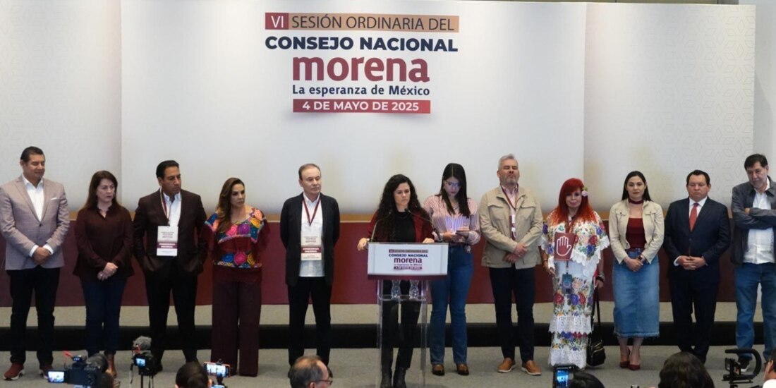 Dirigentes, gobernadores y legisladores de Morena, en sesión del Consejo Nacional el pasado 4 de mayo.