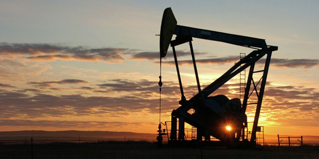 Precios del petróleo frenan su escalada