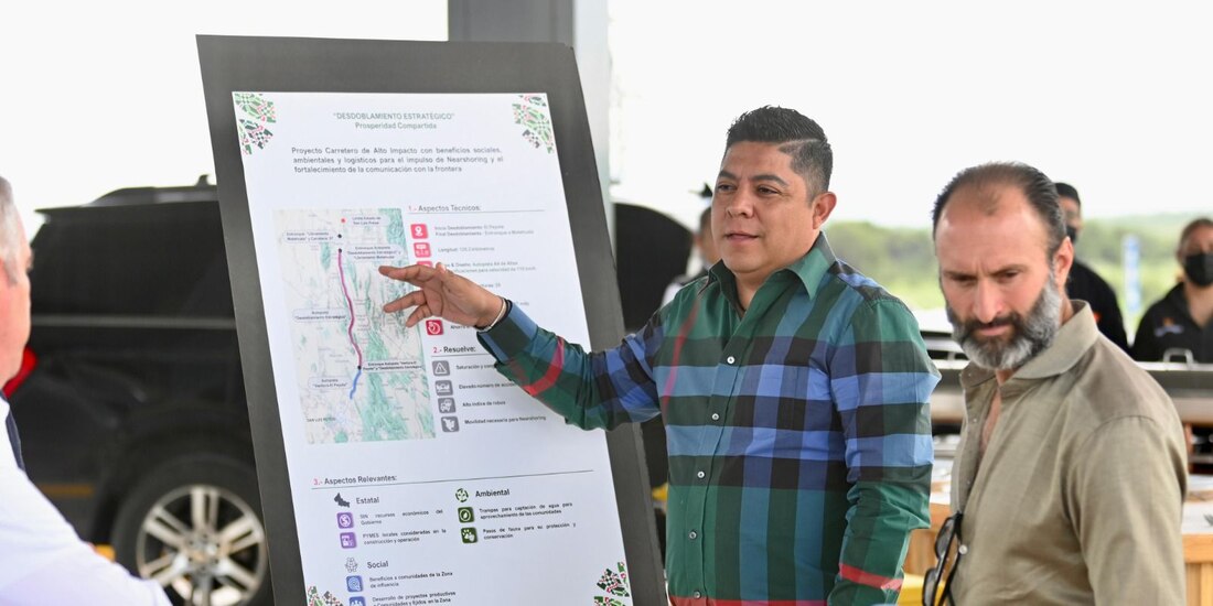 El Gobernador de San Luis Potosí en la zona de obras.