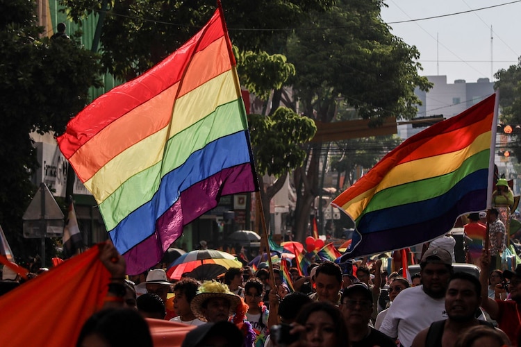 Marcha del orgullo LGBTTTIQ+.
