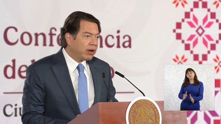 El titular de la SEP, Mario Delgado, en Conferencia del Pueblo.