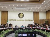 INE se reúne con Senado para alistar elección judicial.