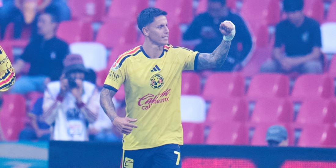 Brian Rodríguez tras su gol ante Santos.