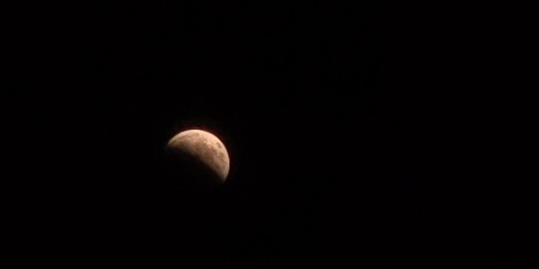 Eclipse lunar 27 de agosto