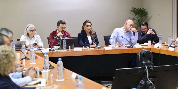 En Guerrero vivimos una transformación en materia de servicios de salud, "es una transformación radical", dijo la gobernadora.