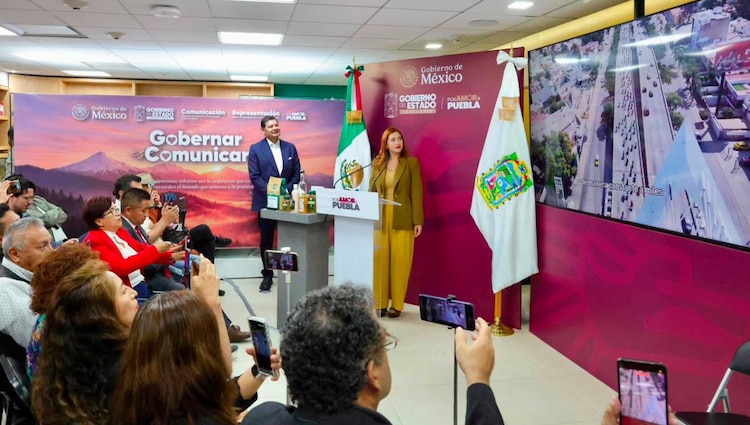 La directora de Convenciones y Parques, Michelle Talavera Herrera, presentó el calendario de actividades que se desarrollará en el recinto capitalino.