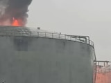 Una descarga atmosférica en la Terminal de Almacenamiento y Servicios Portuarios Pajaritos movilizó a las brigadas de emergencia.