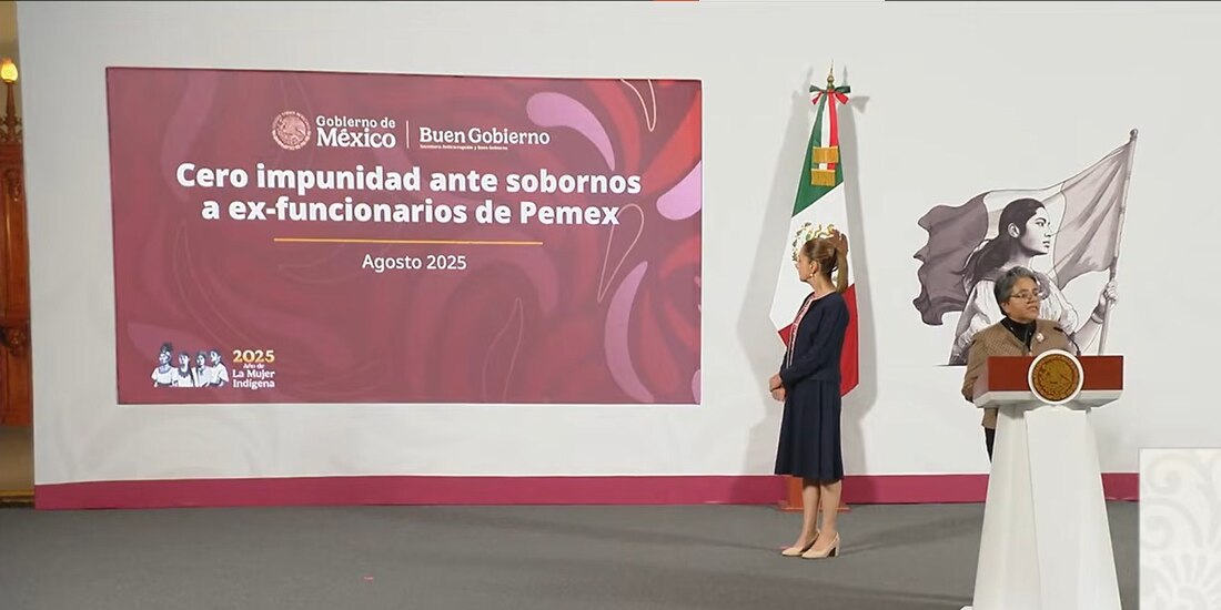 Raquel Buenrostro, este viernes en la Mañanera del Pueblo.