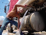 Casi 3 millones de cubanos sufren escasez de agua debido a la ausencia de petróleo.