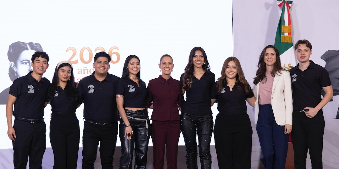 Claudia Sheinbaum junto a los participantes.