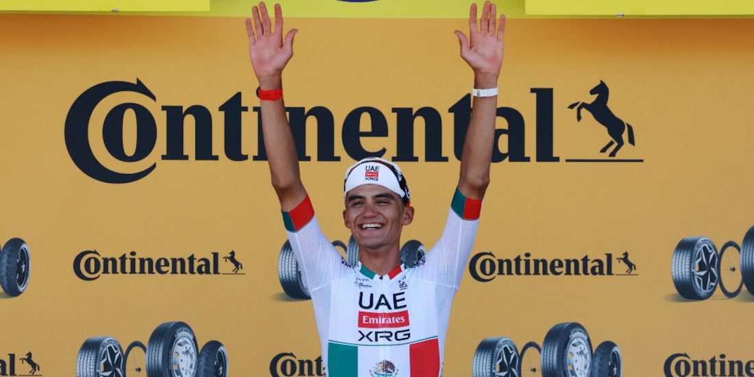 Isaac del Toro tras ganar en el Tour de France.