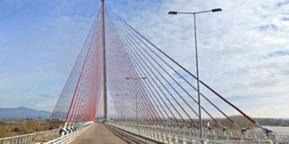 Muere influencer tras caer del puente más grande de España mientras grababa un video