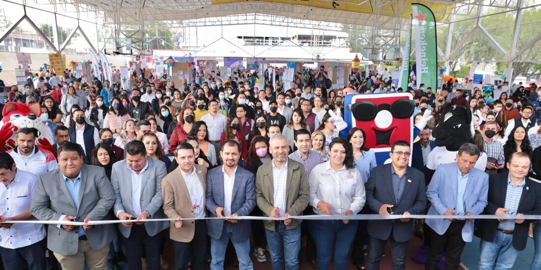 El Gobernador de Michoacán inauguró la feria.