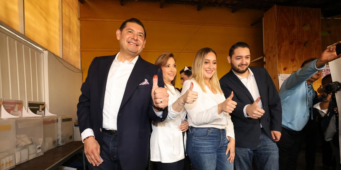 Alejandro Armenta, militante de Morena.