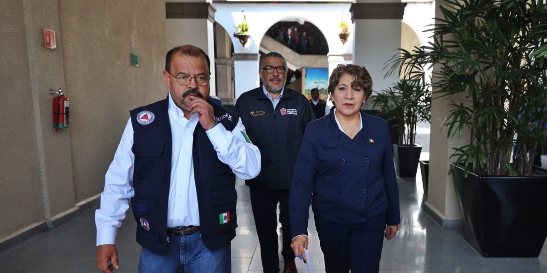 La gobernadora Delfina Gómez en la ciudad de Toluca.