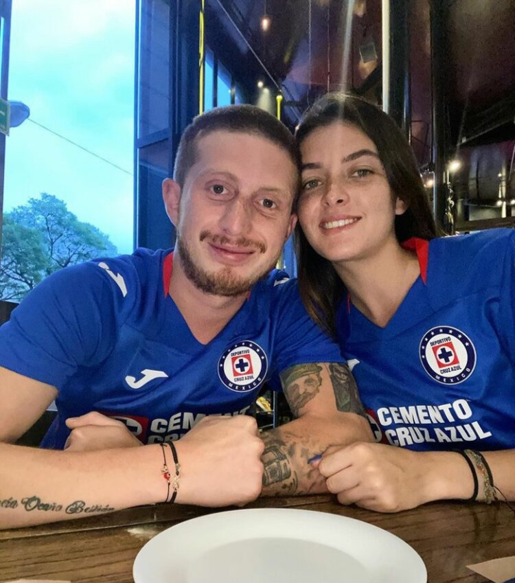 Octavio Ocaña y su novia