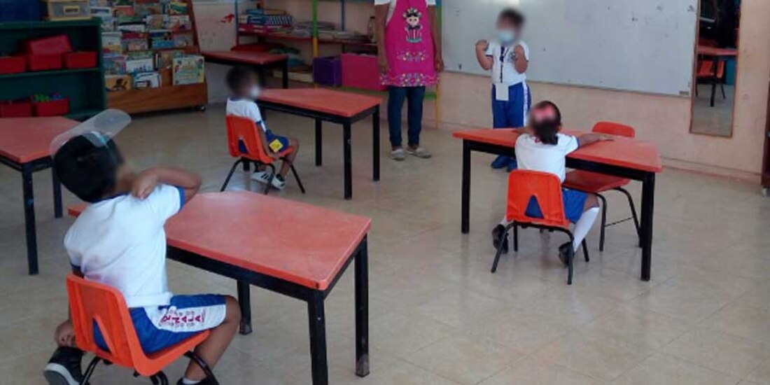 Suspenden clases presenciales en Quintana Roo por aumento de contagios por COVID-19.