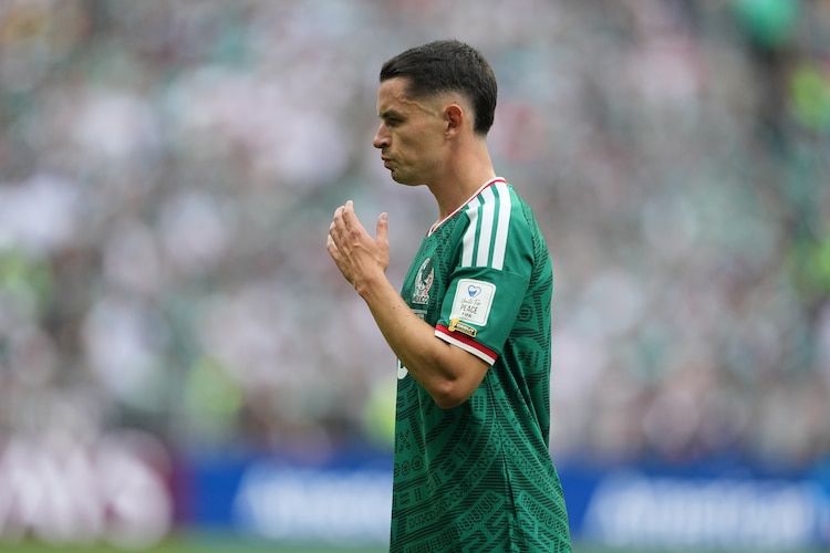 Álvaro Fidalgo realizó su debut en una Copa del Mundo con México.