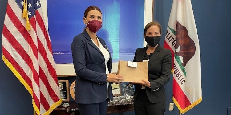 Marina del Pilar Ávila sostuvo un encuentro con la vicegobernadora de California Eleni Koukoulakis.