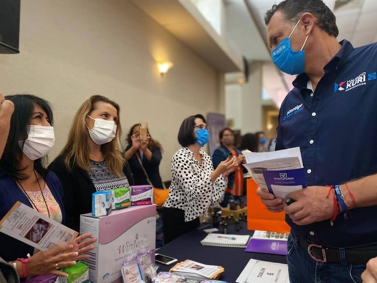 Mauricio Kuri presentó programas en apoyo a mujeres en la capital del estado, el miércoles.
