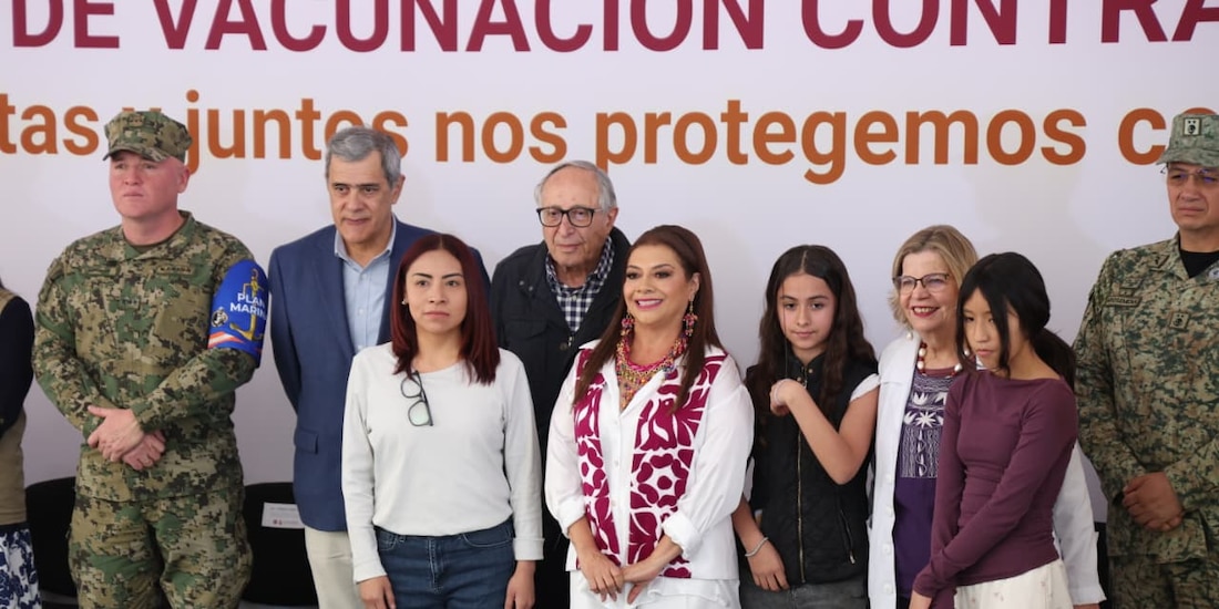 La jefa de Gobierno, Clara Brugada, encabeza el despliegue de brigadas de vacunación en el Bosque de Chapultepec.