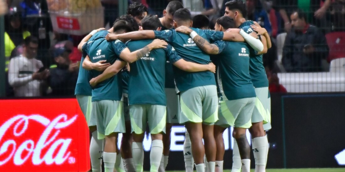Futbolistas de la Selección Mexicana previo a un partido.