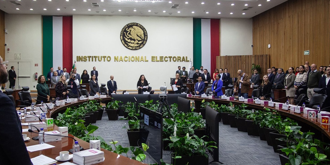 Aspecto de una sesión extraordinaria del Instituto Nacional Electoral en julio de 2026