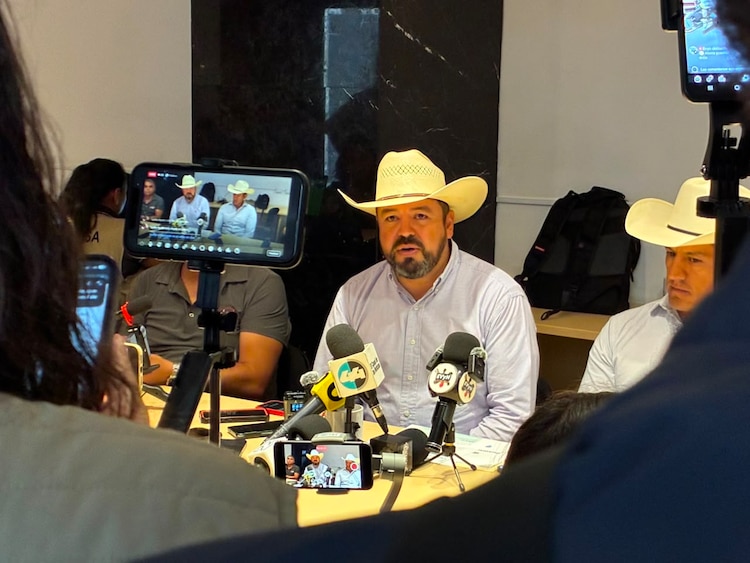 Autoridades iniciaron un operativo sanitario tras detectar el primer caso de gusano barrenador.