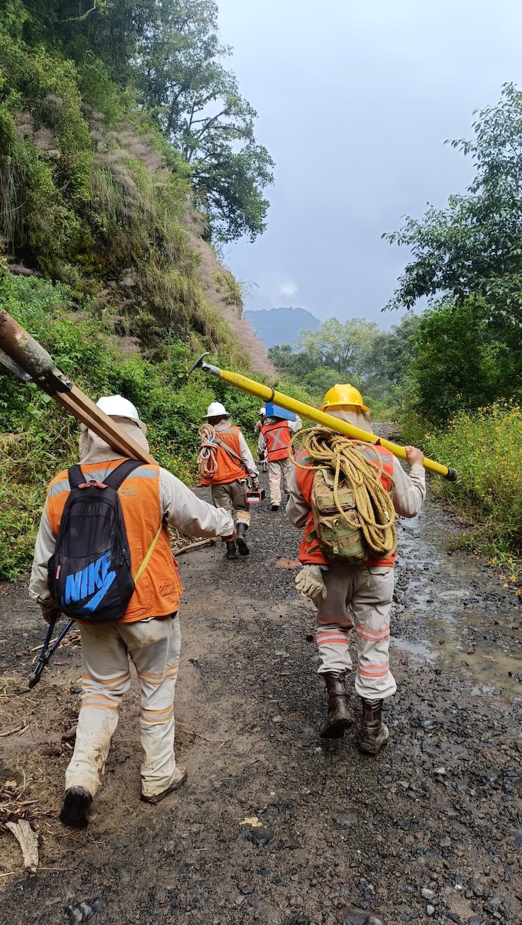 Coordinación estratégica entre la CFE y el Sistema Nacional de Protección Civil.