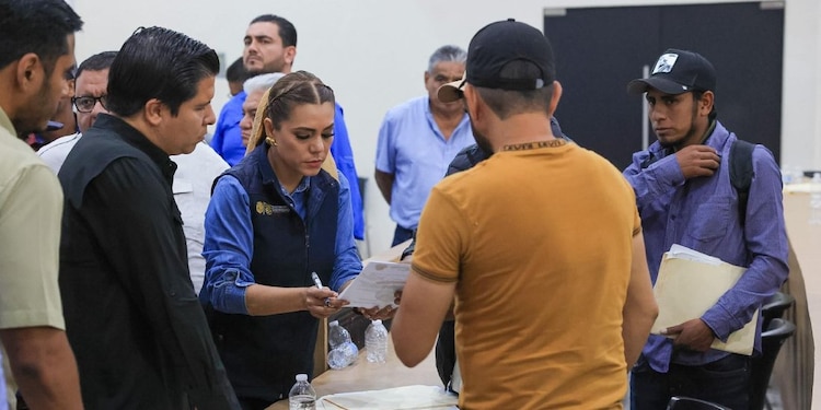 Pobladores de la Sierra reclaman al alcalde, Gustavo Alarcón, falta de atención .