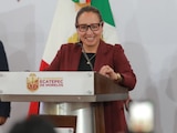 5 mil estudiantes universitarios de Ecatepec recibirán becas para pasajes, anuncia Azucena Cisneros.