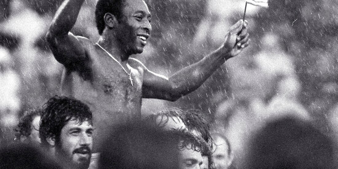 Pelé, después de su último juego, el 1 de octubre de 1977.