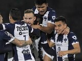 Jugadores del Monterrey festejan un gol en el pasado Torneo Guard1anes 2021 de la Liga MX.