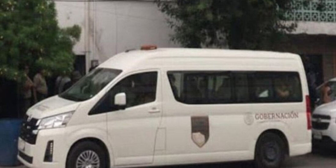 Encuentran a 11 migrantes privados de su libertad en inmueble de Nuevo León.