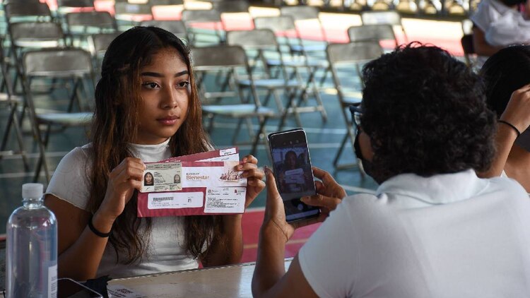 Los jóvenes construyendo el futuro pueden solicitar el apoyo cumpliendo ciertos requisitos.