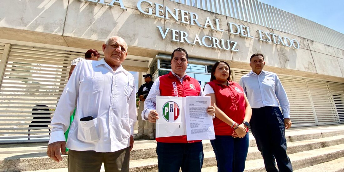 Presenta PRI Veracruz denuncia penal ante la FGE por actos vandálicos en sede estatal