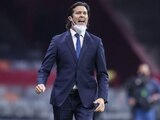 Santiago Solari da indicaciones en un partido del América en el Torneo Guard1anes 2021 de la Liga MX.