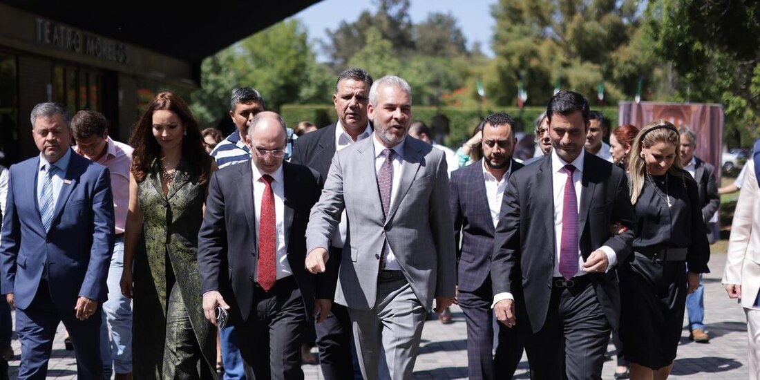 El Gobernador de Michoacán, Alfredo Ramírez Bedolla, enfatiza la inversión en infraestructura y empleo