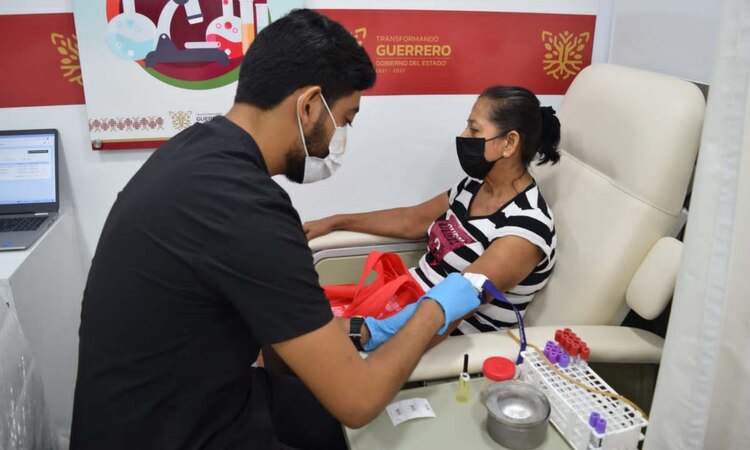 Más de 56 mil 897 servicios de salud se han otorgado a la población en las Unidades Médicas Especializadas durante los primeros tres meses de operación,