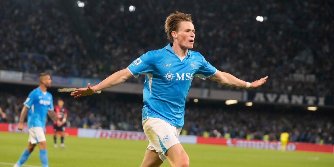 Scott McTominay celebra su gol con el Napoli en la última jornada de la Serie A