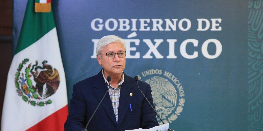 El gobernador de Baja California, Jaime Bonilla, durante la visita del presidente Andrés Manuel López Obrador.
