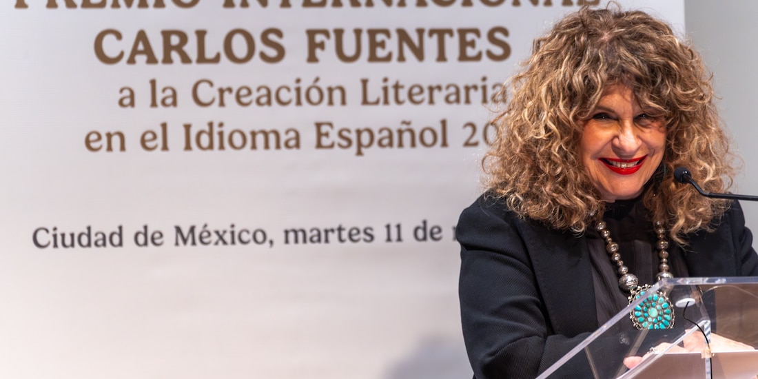 La escritora Gioconda Belli recibió este martes el Premio Carlos Fuentes.