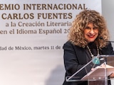 La escritora Gioconda Belli recibió este martes el Premio Carlos Fuentes.