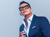 CHARLIE ZAA en sesión fotográfica