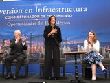 La titular de la Secretaría de Energía (SENER), Luz Elena González Escobar, encabezó la mesa de diálogo con el sector privado.